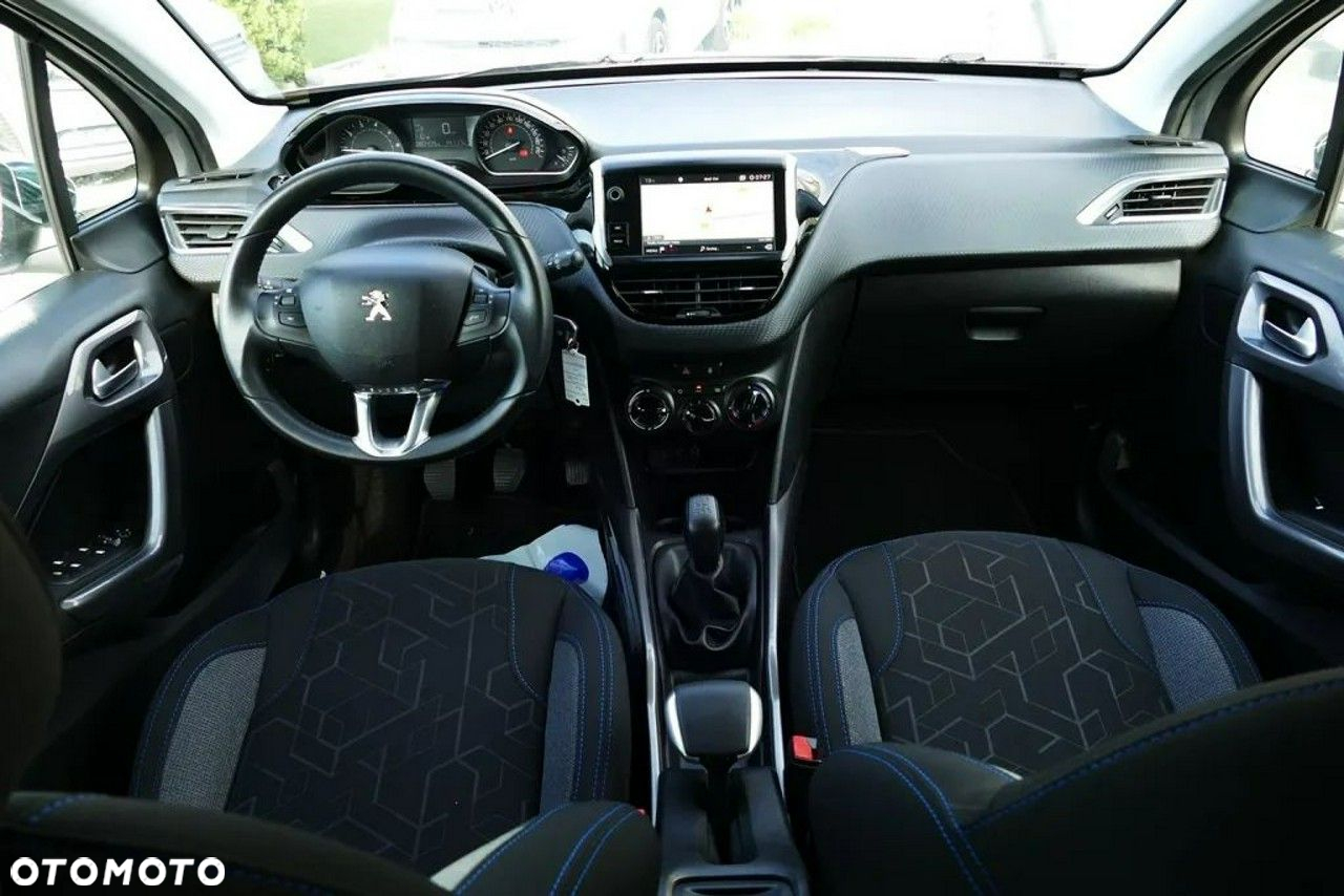 Peugeot 2008 1.2 Pure Tech GPF Allure S&S - 5