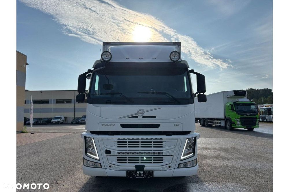 Volvo FM 330 4x2 + CARRIER - 3