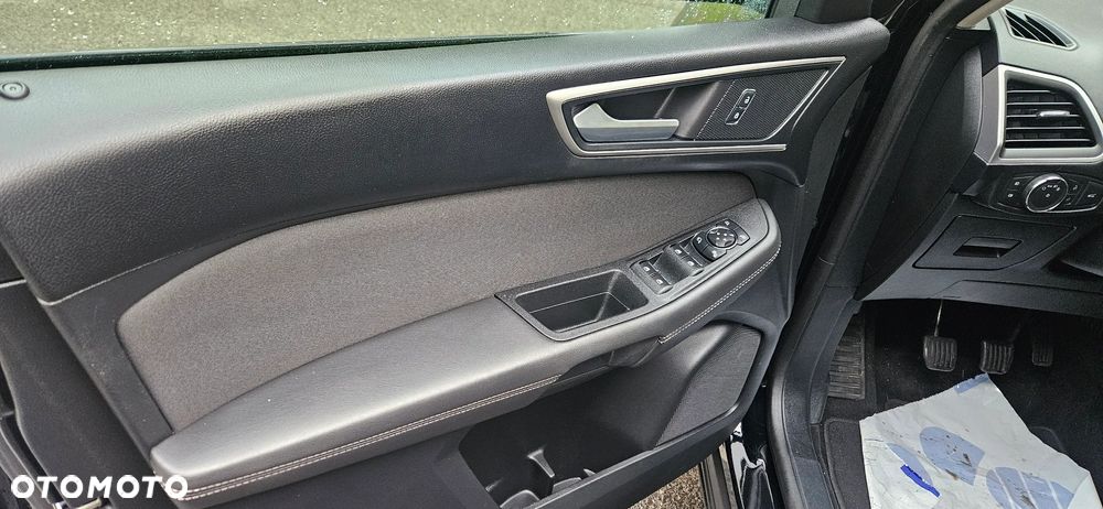 Ford S-Max 2.0 TDCi Titanium - 18