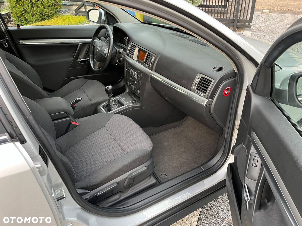Opel Vectra 1.8 Caravan - 15