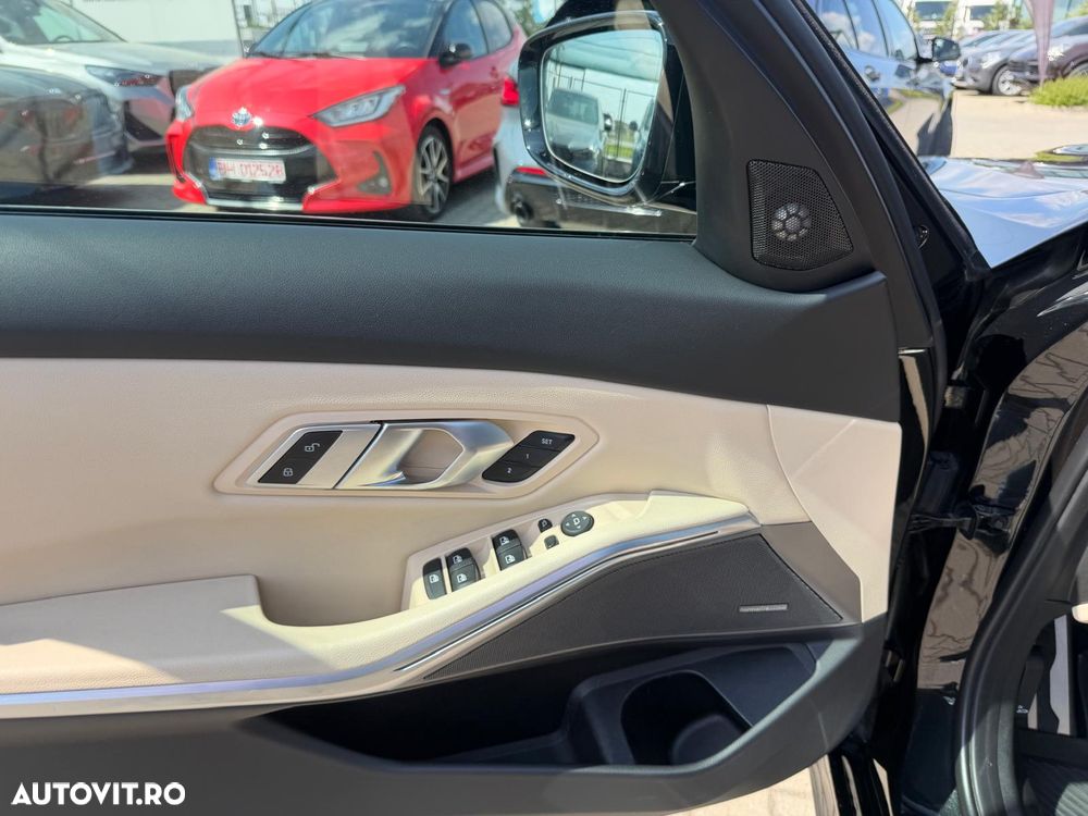 BMW Seria 3 318d AT MHEV - 17