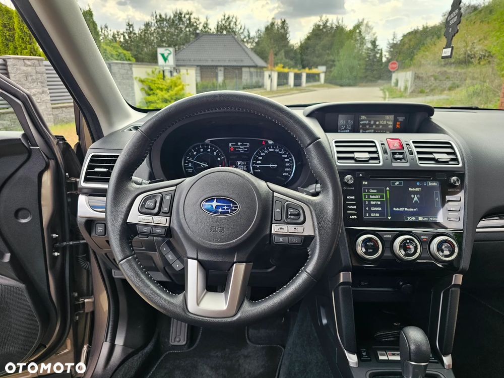 Subaru Forester 2.0 i Exclusive Lineartronic - 15
