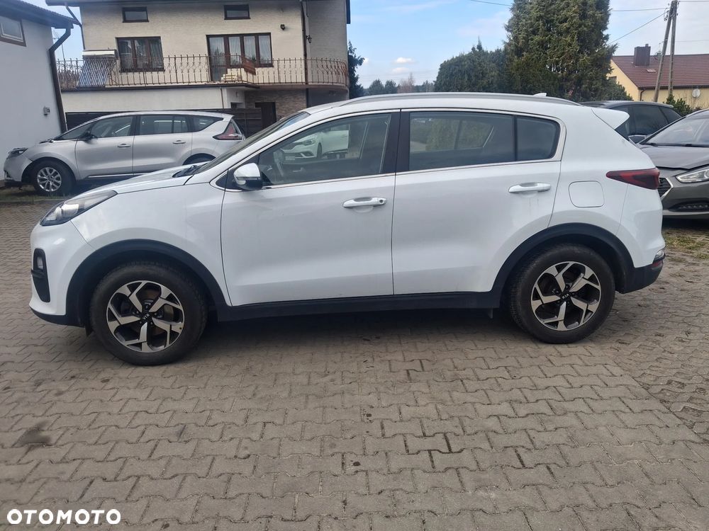 Kia Sportage 1.6 GDI 2WD Black Edition - 4