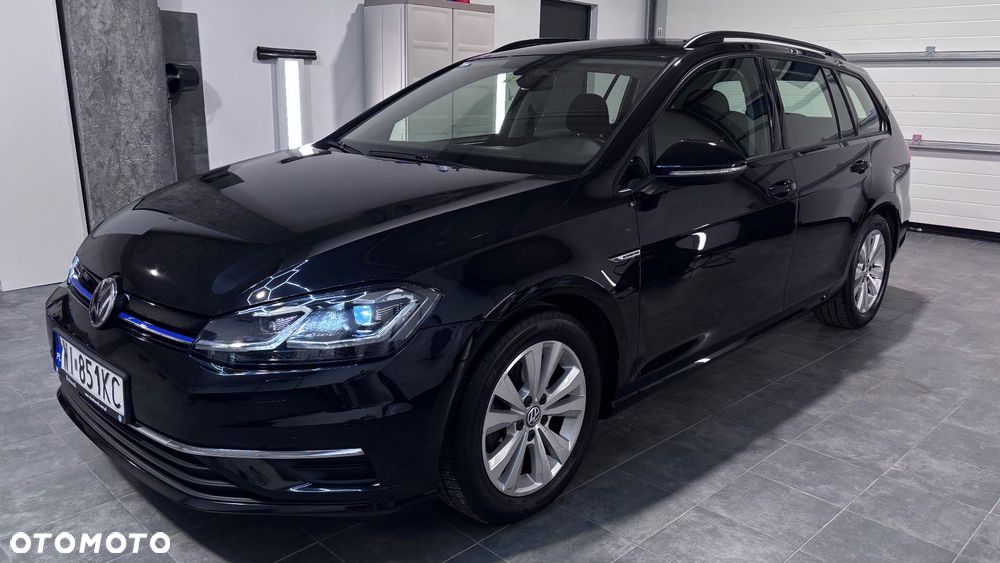 Volkswagen Golf - 34