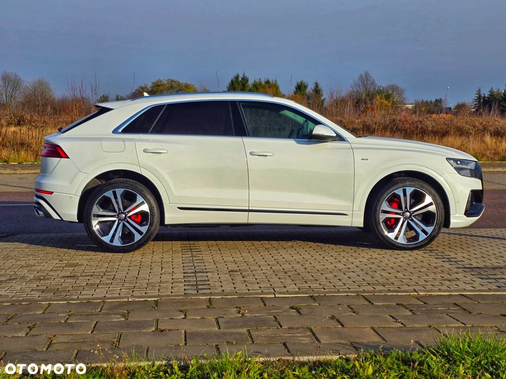 Audi Q8 SUV TFSI quattro 250 kW tiptronic S line business - 6