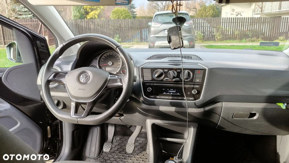 Volkswagen up! 1.0 take - 2