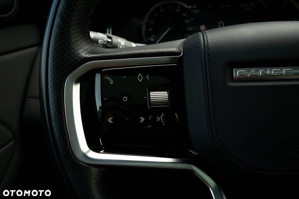 Land Rover Range Rover Evoque - 22