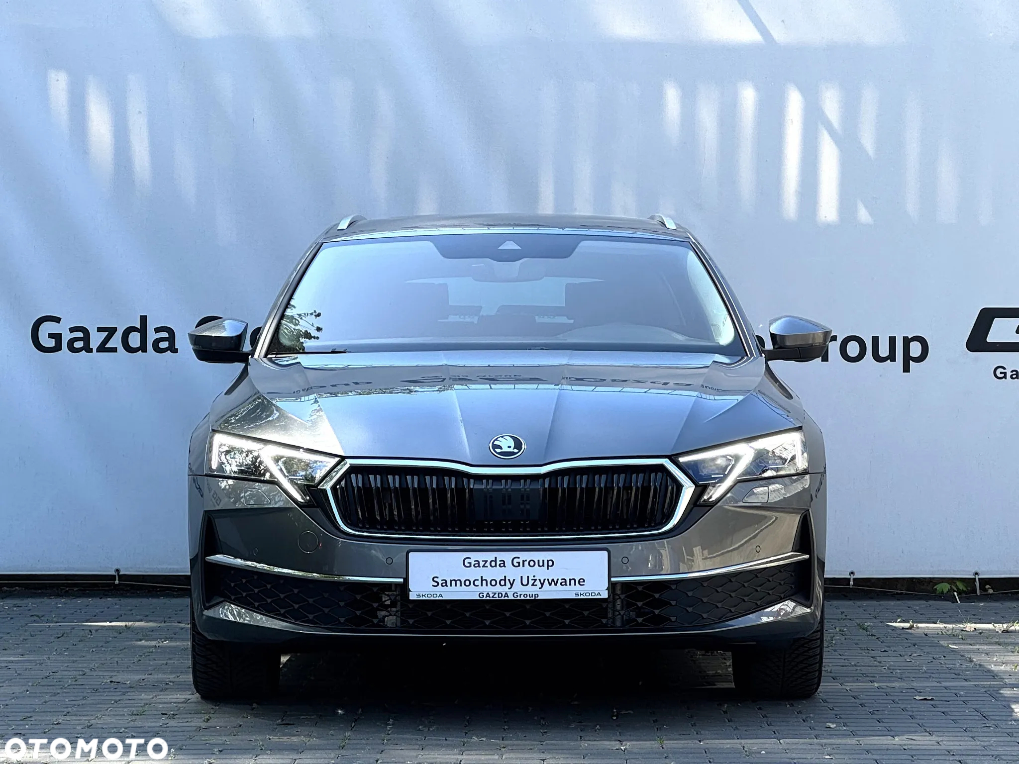 Skoda Octavia Combi 2.0 TDI DSG Selection - 3