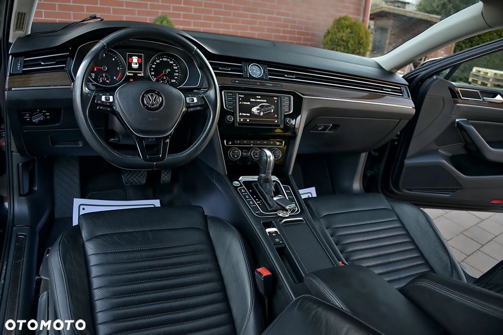 Volkswagen Passat 2.0 TDI SCR (BlueMotion Tech) 4Mot DSG Highline - 26
