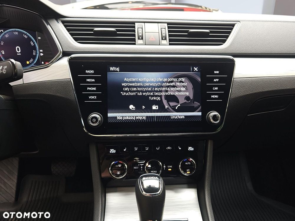 Skoda Superb 2.0 TDI SCR Ambition DSG - 16