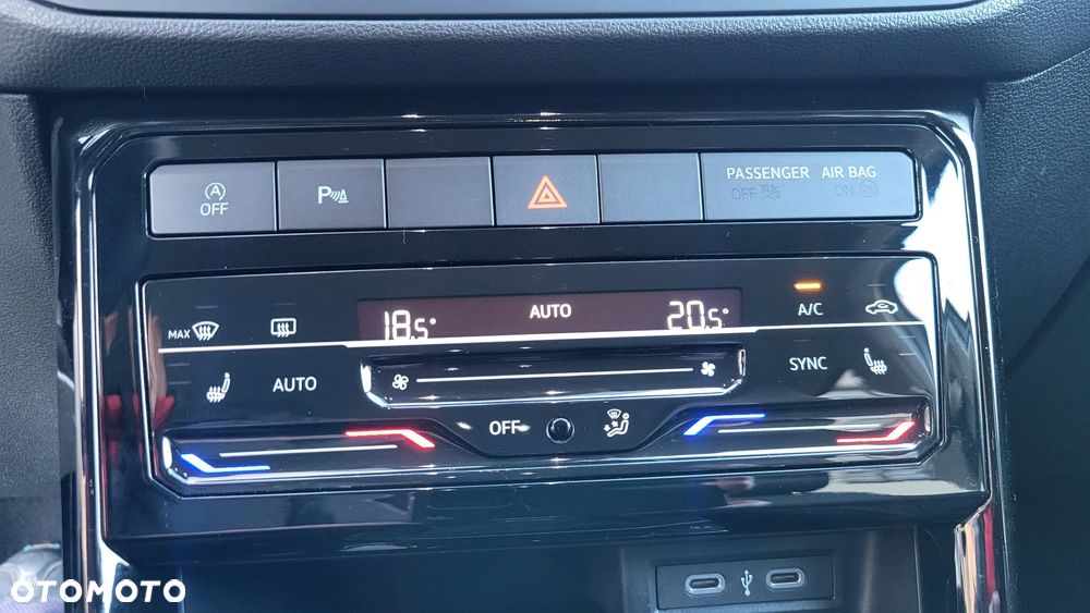 Volkswagen T-Cross 1.0 TSI Style DSG - 26