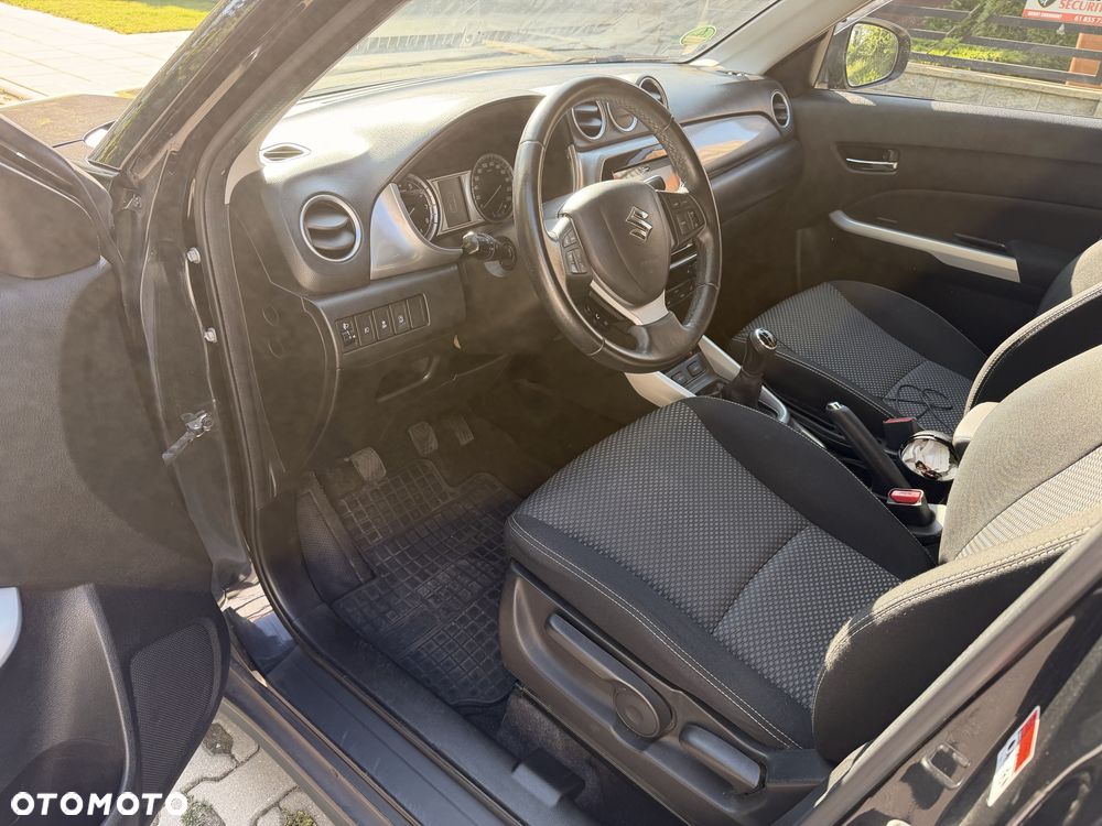 Suzuki Vitara - 6