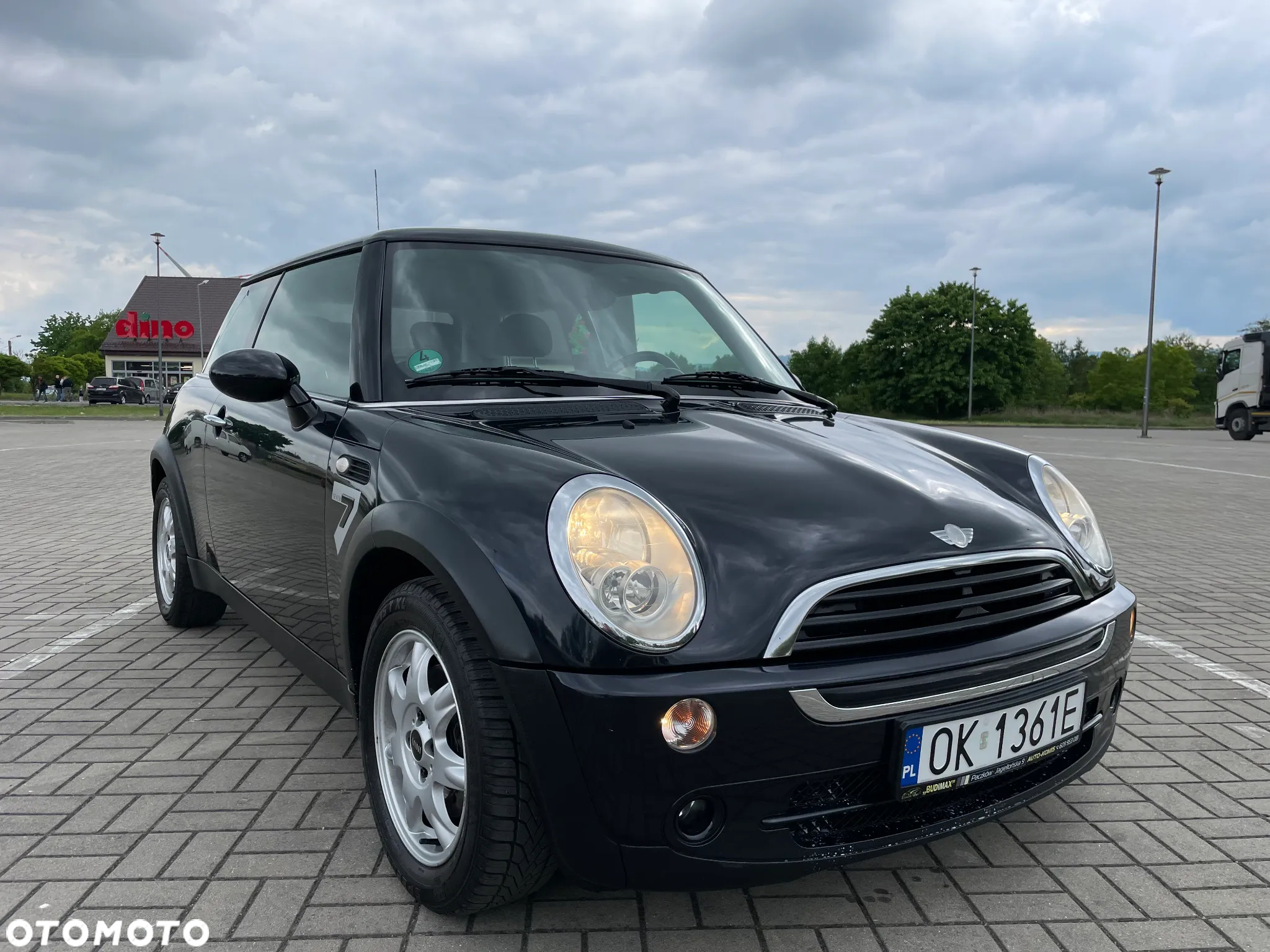 MINI ONE Seven - 3