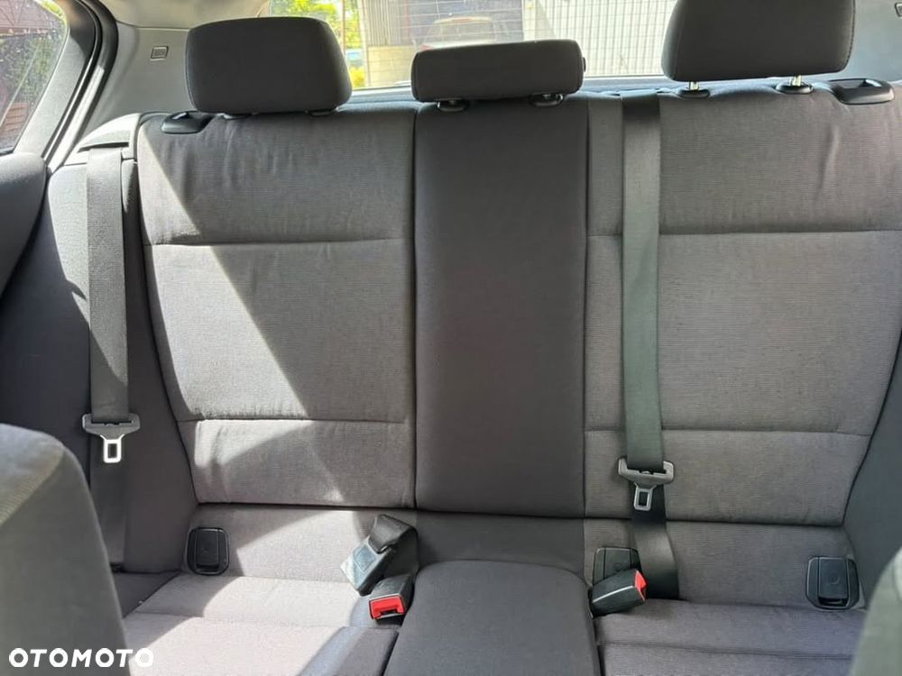 BMW Seria 1 - 14