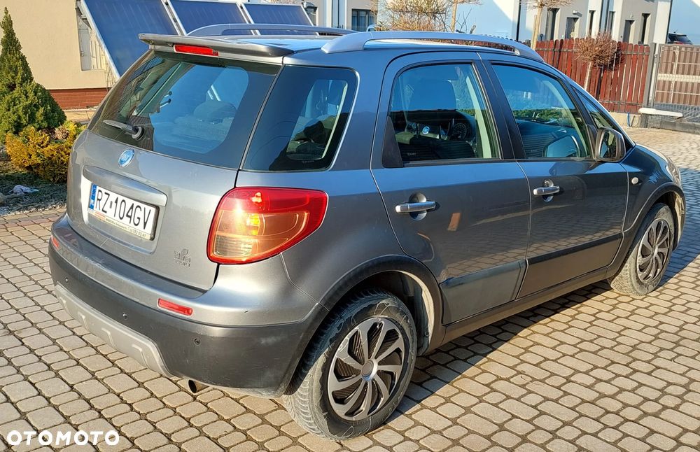 Fiat Sedici - 17