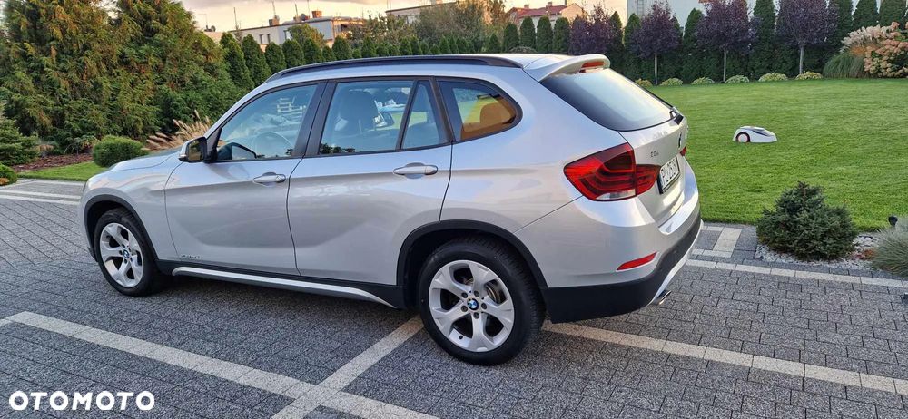 BMW X1 xDrive18d xLine - 12