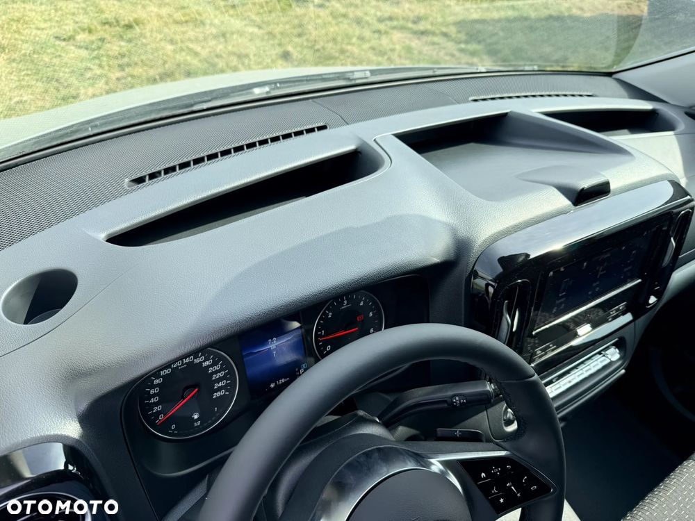 Mercedes-Benz Vito - 27