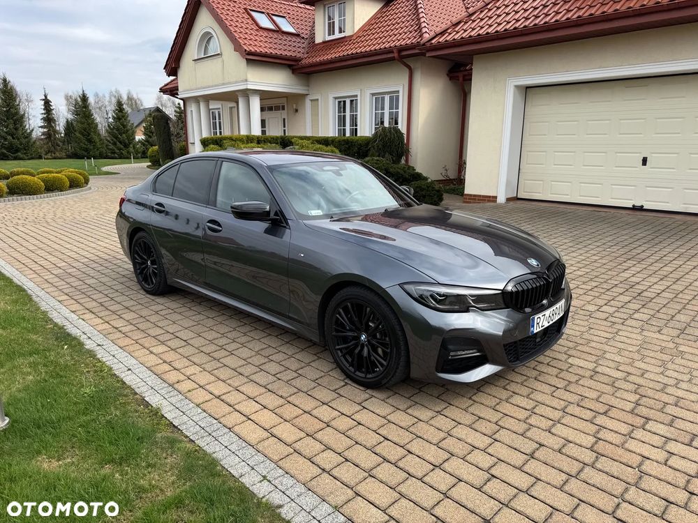 BMW Seria 3 330i xDrive M Sport sport - 1
