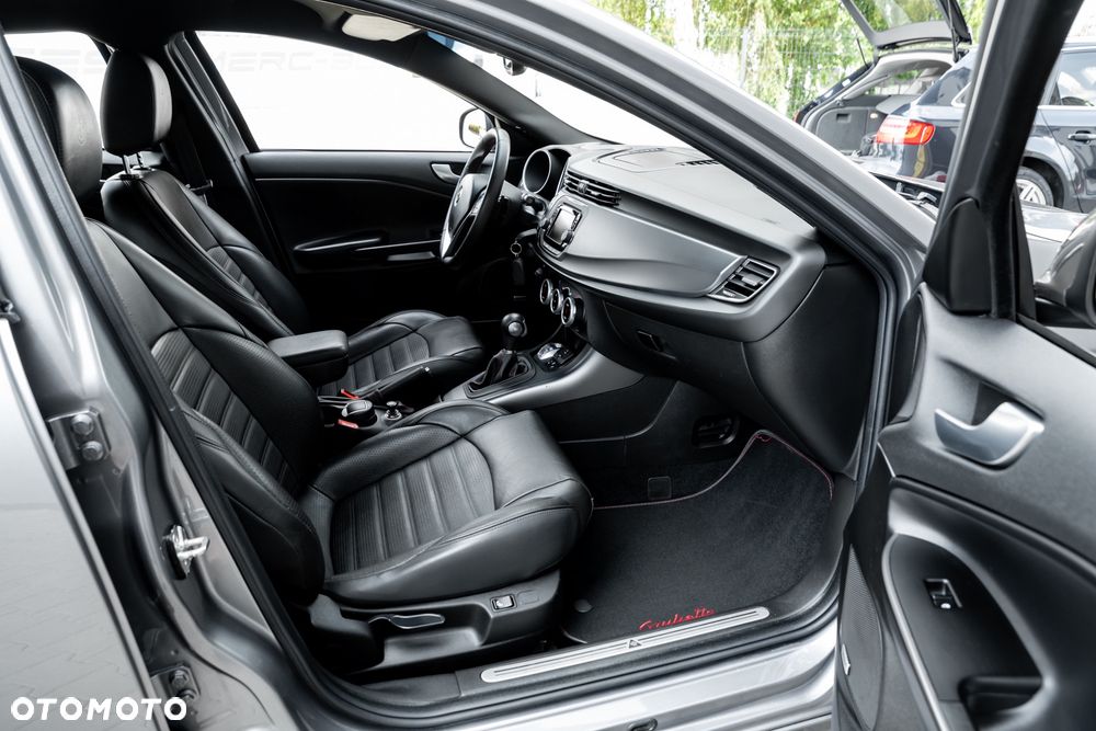 Alfa Romeo Giulietta 1.4 TB MultiAir Sport TCT - 32