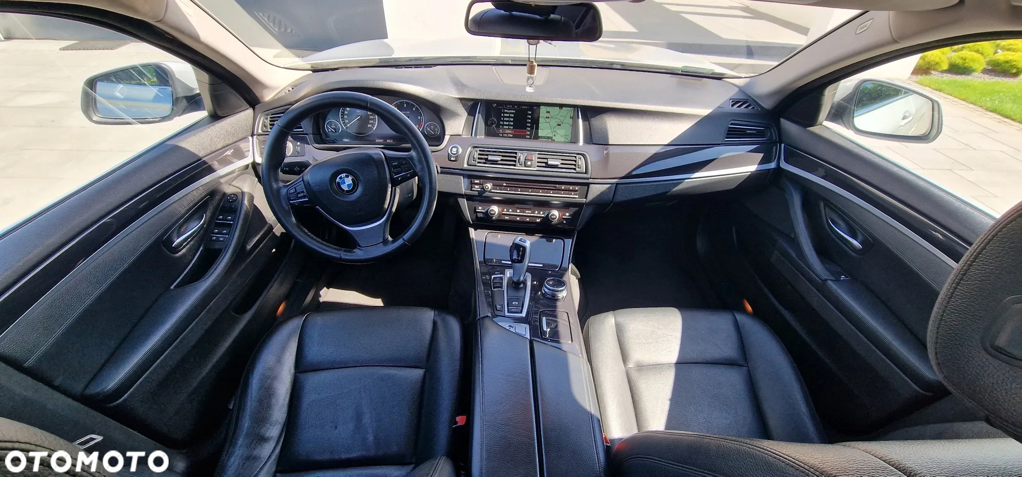 BMW Seria 5 525d - 14