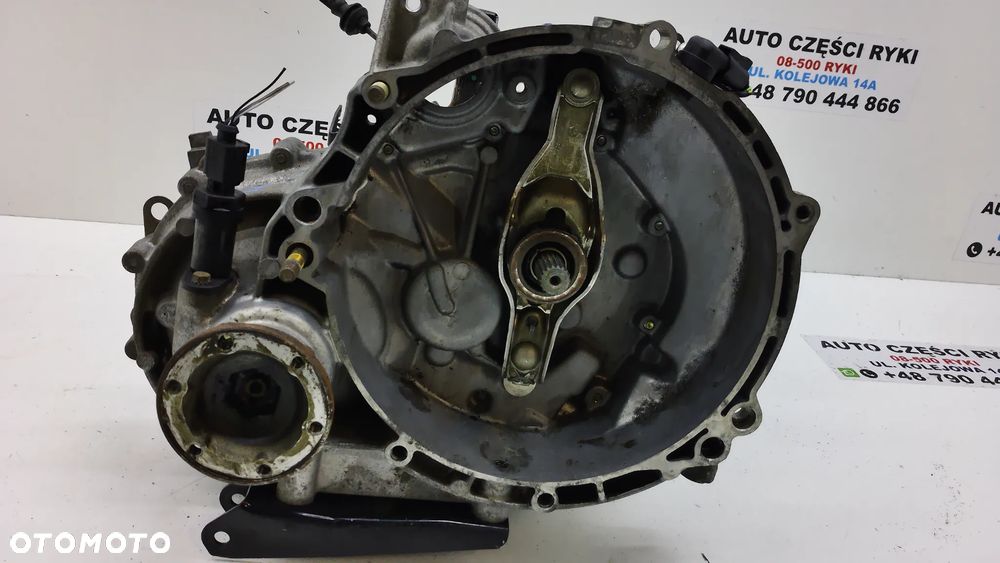 Skoda Fabia I 1.4 Skrzynia biegów  002 301 107 - 3