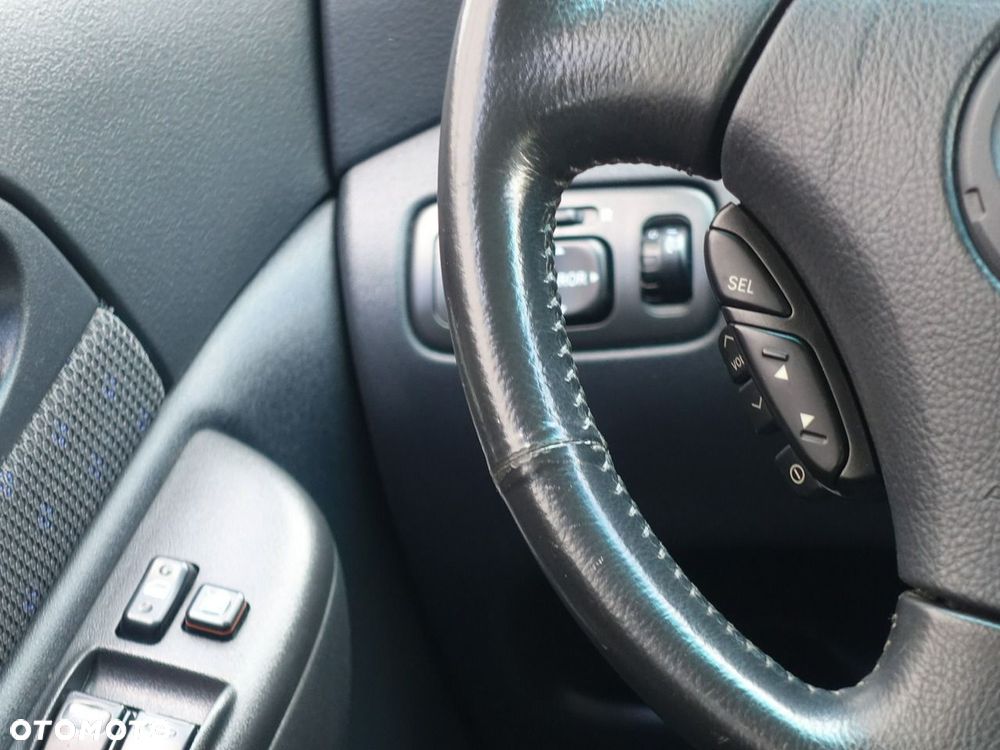 Toyota Yaris Verso - 21