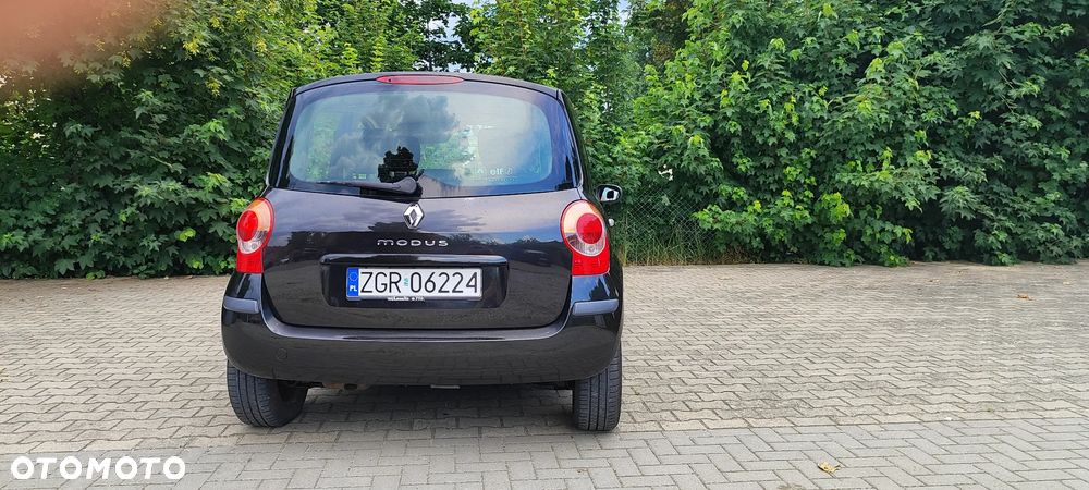 Renault Modus - 14