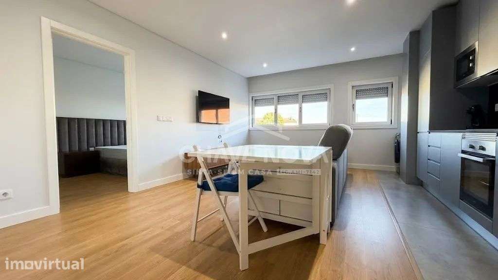 T1 Como Novo Mobilado c/ Lugar de Garagem em Rio Tinto - Grande imagem: 3/10