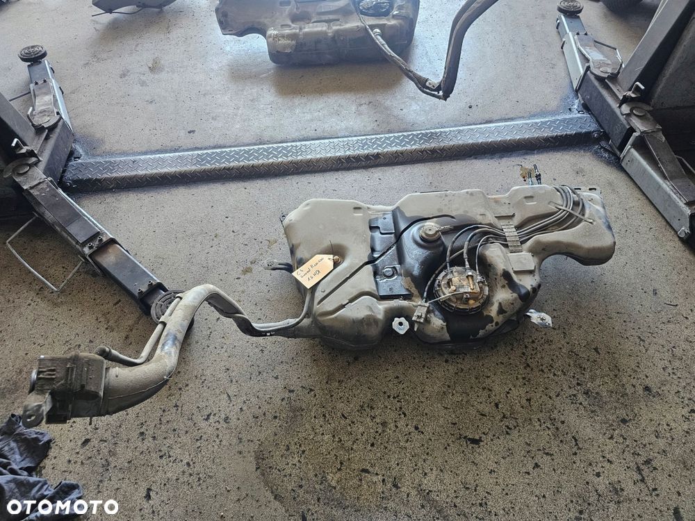 zbiornik paliwa bak citroen c4 grand picasso 1.6 hdi - 1