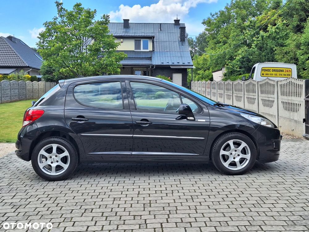 Peugeot 207 75 Millesim 200 - 5