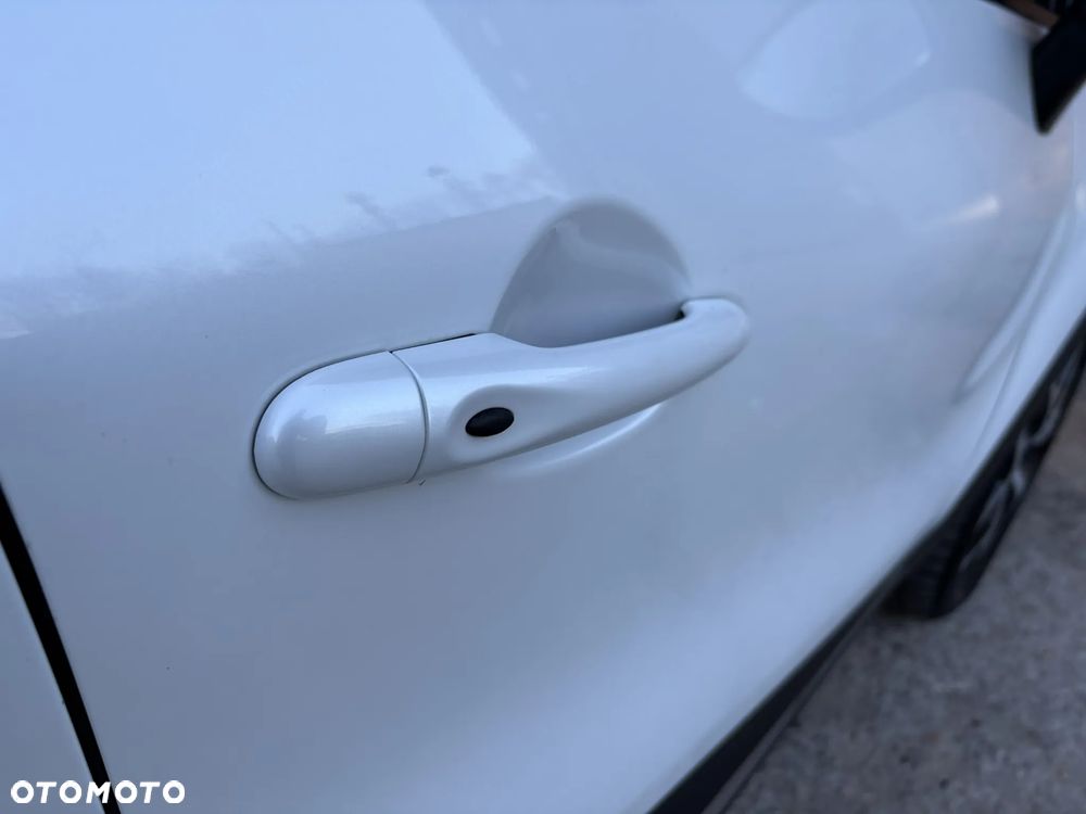 Renault Captur - 25