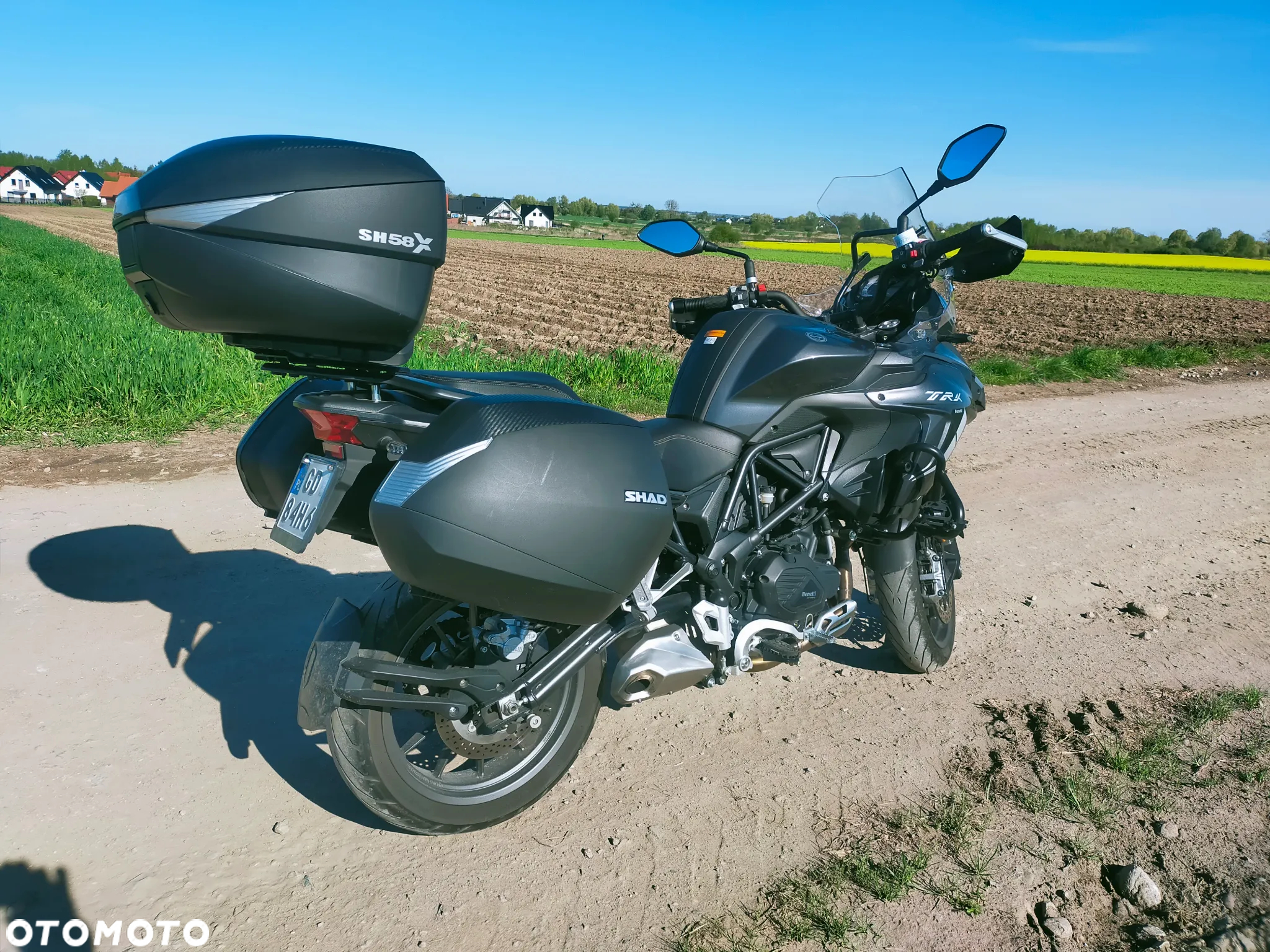 Benelli TRK 502 - 4
