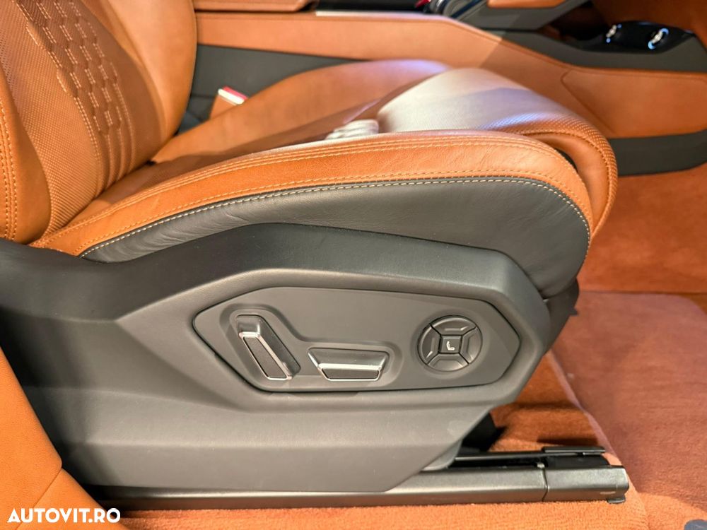 Lamborghini URUS - 29