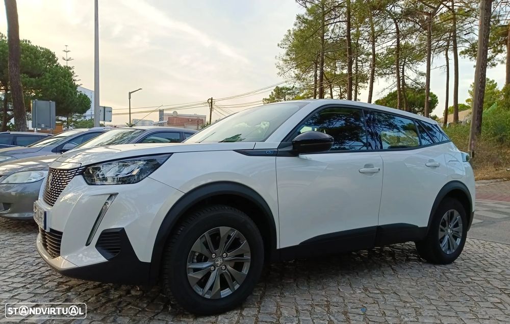 Peugeot e-2008 50 kWh Active Pack - 9