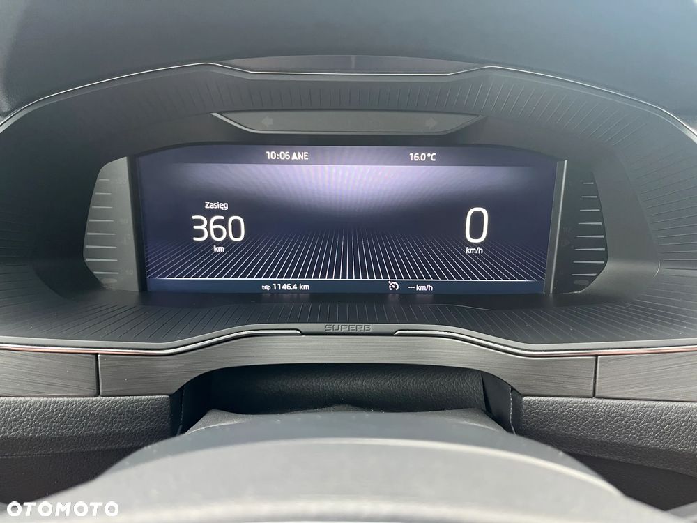 Skoda Superb 2.0 TDI SCR Style - 33