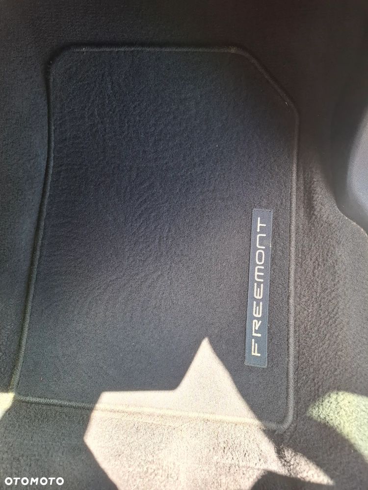 Fiat Freemont 2.0 Multijet Lounge AWD - 9