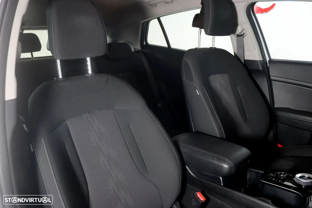 Kia Sportage 1.6 T-GDi PHEV Tech - 19