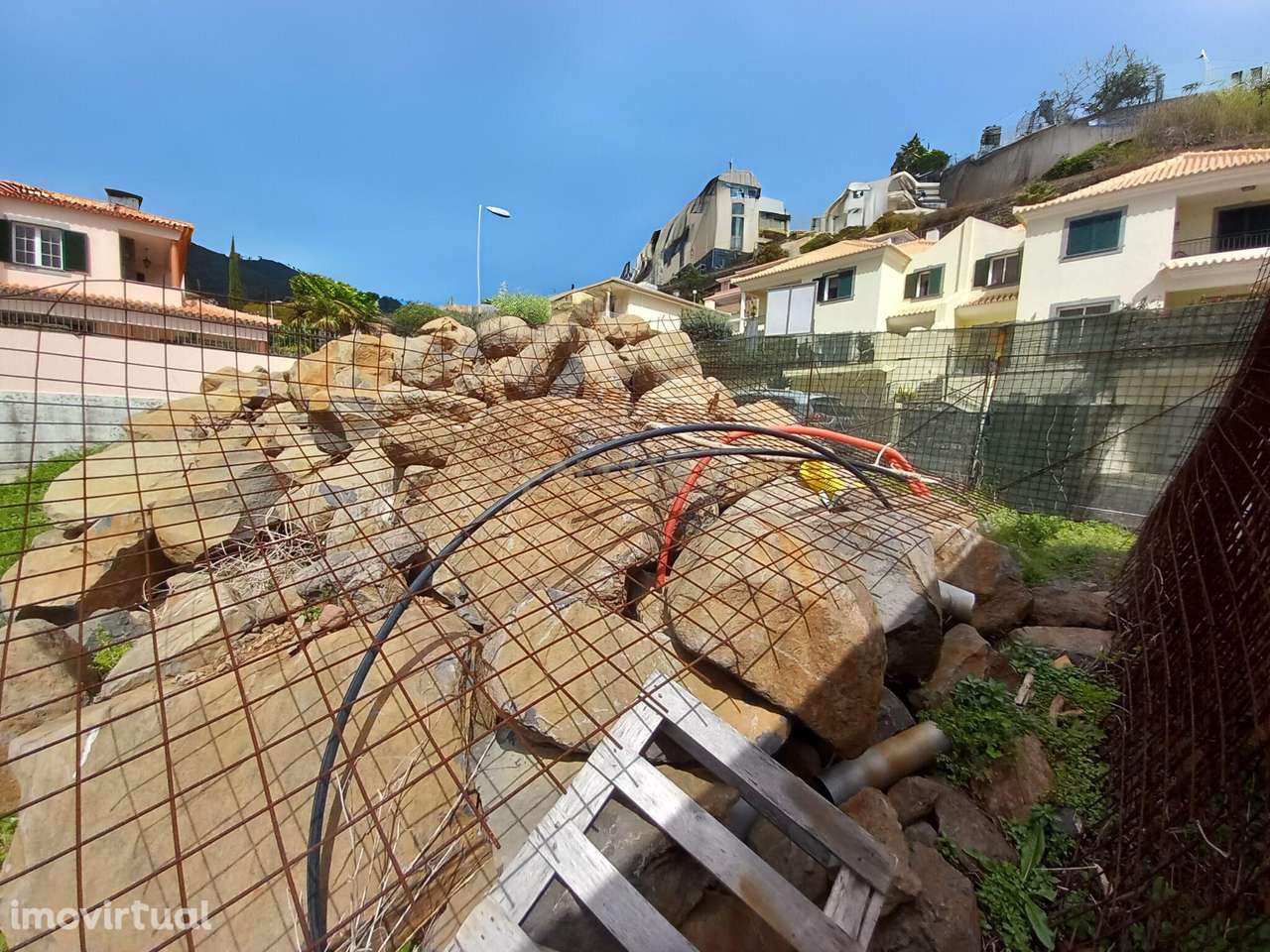 Terreno Urbano com Projeto Aprovado – São Roque, Funchal - Grande imagem: 3/11