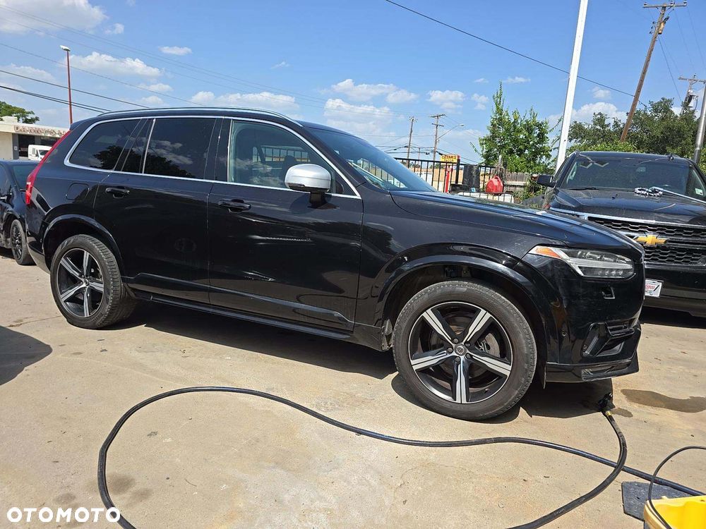 Volvo XC 90 T6 AWD R-Design - 4