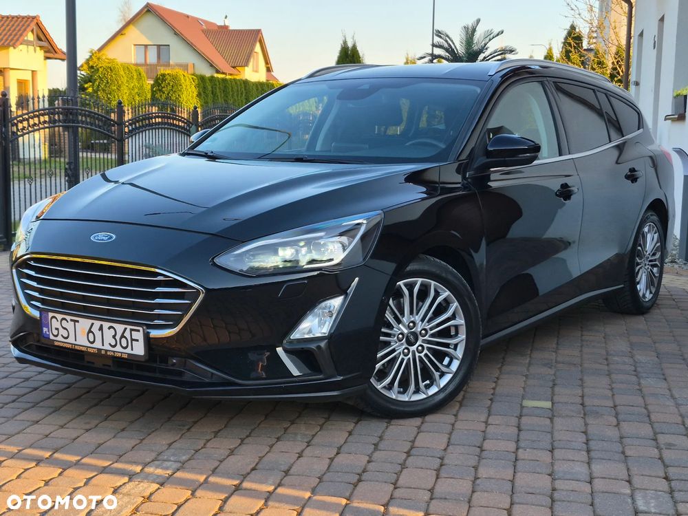 Ford Focus - 37