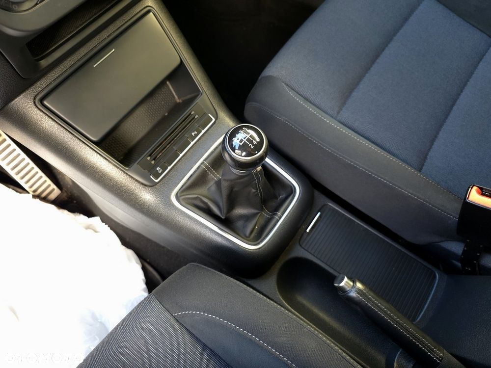 Volkswagen Golf Plus 1.2 TSI Comfortline - 19