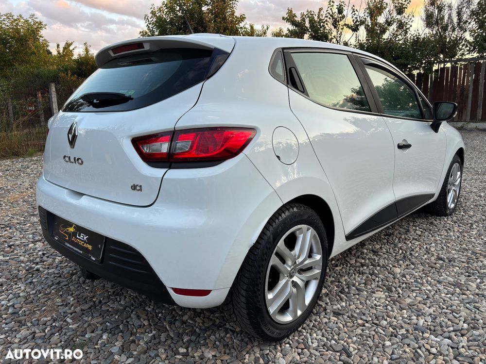 Renault Clio - 2