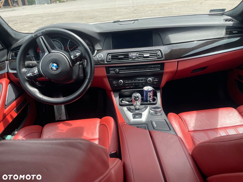 BMW M5 Standard - 11