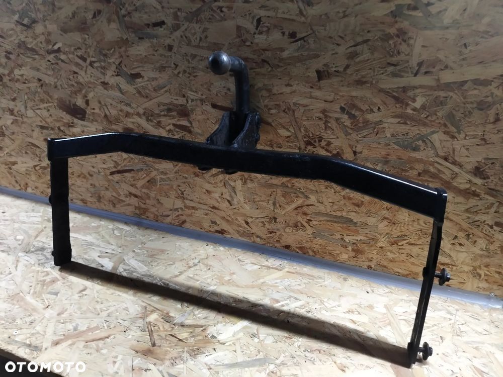 HAK HOLOWNICZY SEAT CORDOBA 6L 02-10 ŚRUBY - 2