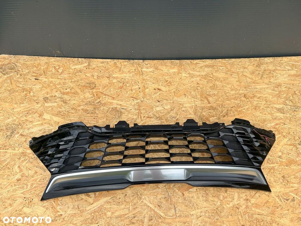 KIA SPORTAGE V GRILL ATRAPA 86351-R2020 - 1