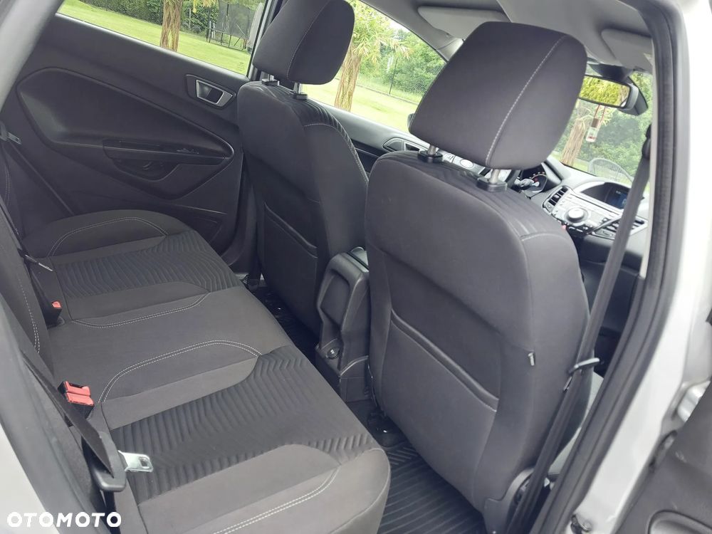 Ford Fiesta 1.0 EcoBoost STart-Stop Titanium - 28
