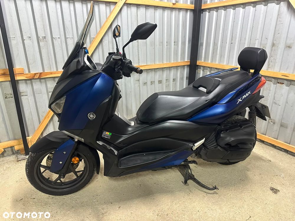 Yamaha X-max - 9