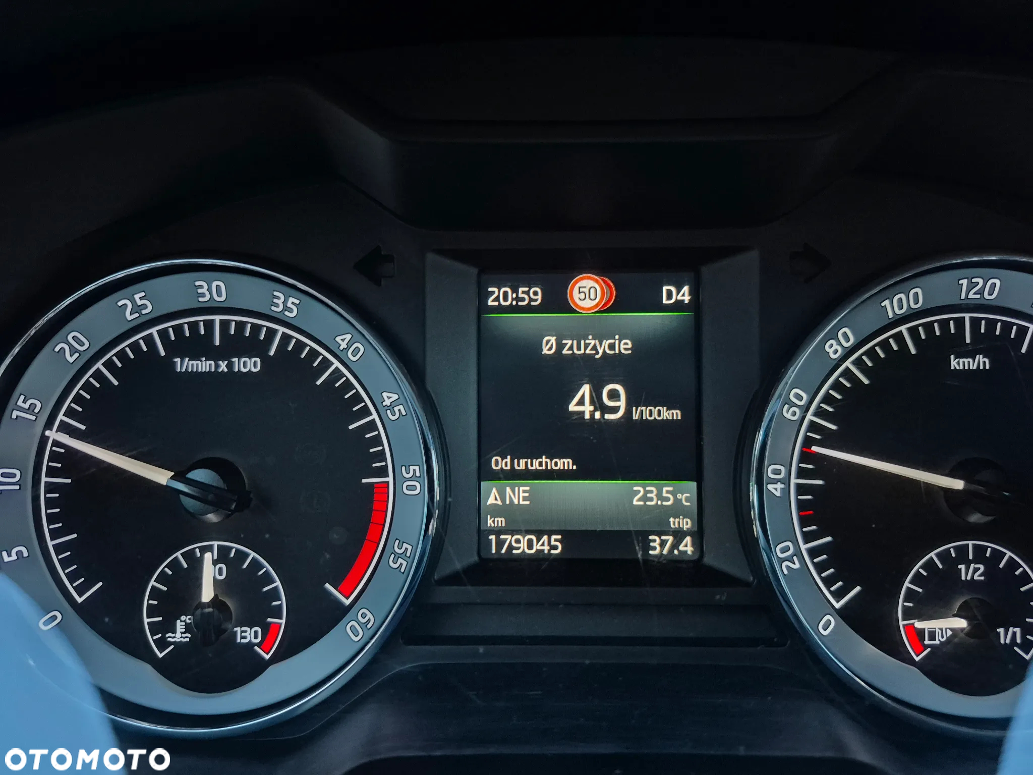 Skoda Octavia 2.0 TDI Elegance DSG - 34