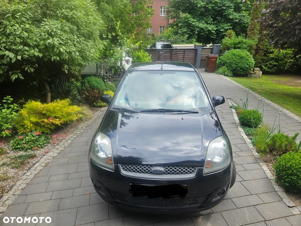 Ford Fiesta - 4