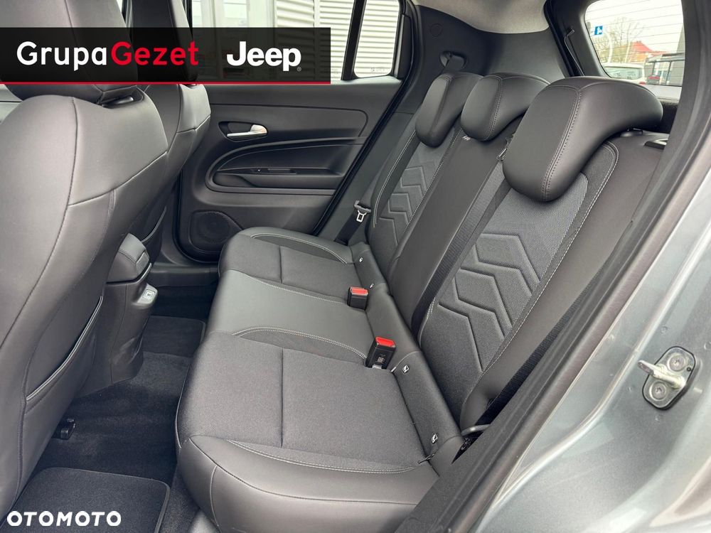 Jeep Avenger - 10